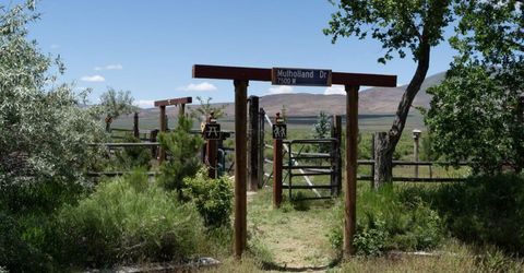 8250 Llama Drive, Winnemucca, NV 89445 Photo