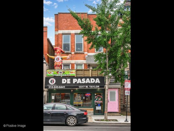 1517 W Taylor Street, Chicago, IL 60607