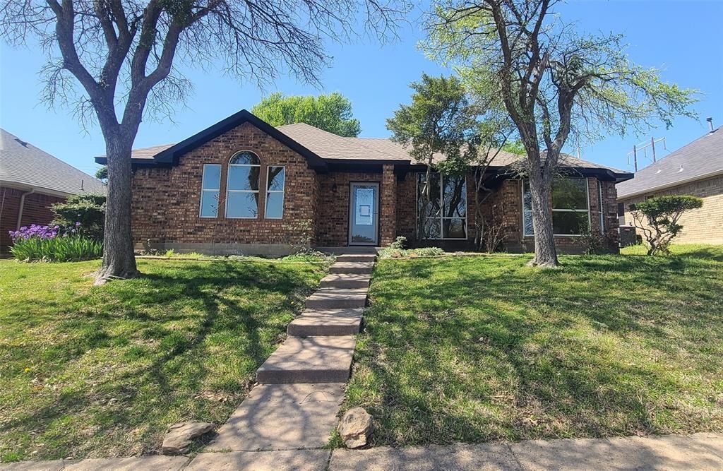 625 Grand Cayman Way, Mesquite, TX 75149 Main Photo