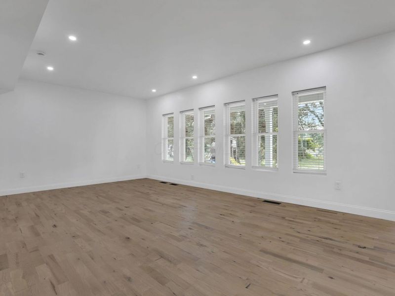 2903 KILBOURNE AVE Avenue, Columbus, OH 43231 Photo 13