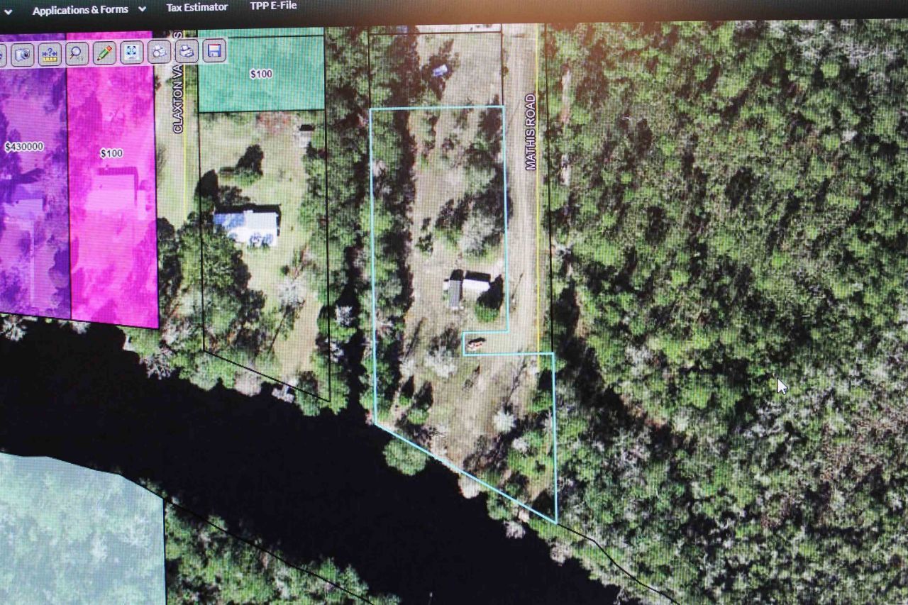 90 Mathis Road, Sopchoppy, FL 32358 Photo