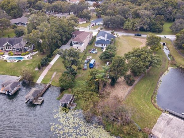 800 THOMPSON AVENUE, MAITLAND, FL 32751