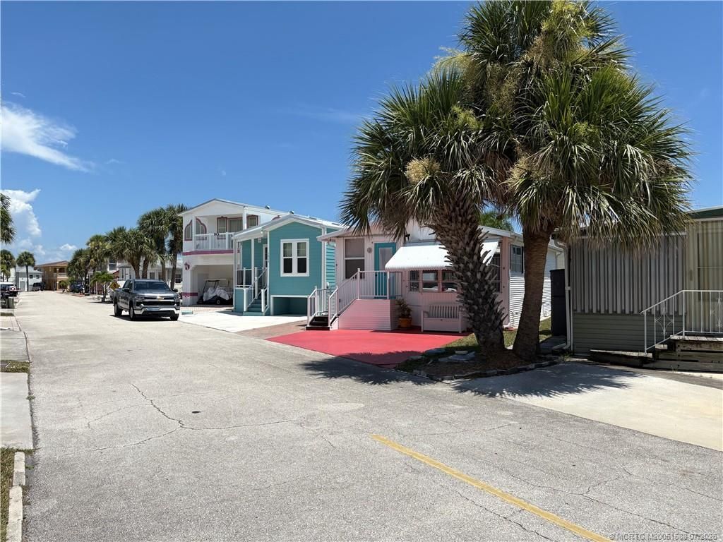 1214 Nettles Boulevard, Jensen Beach, FL 34957 Photo