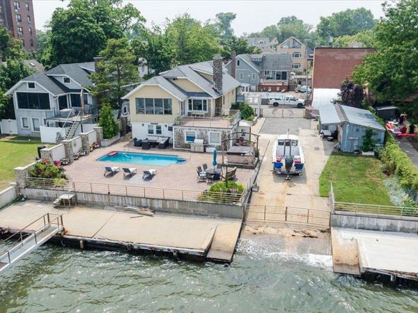 1321 Shore Drive, Bronx, NY 10465