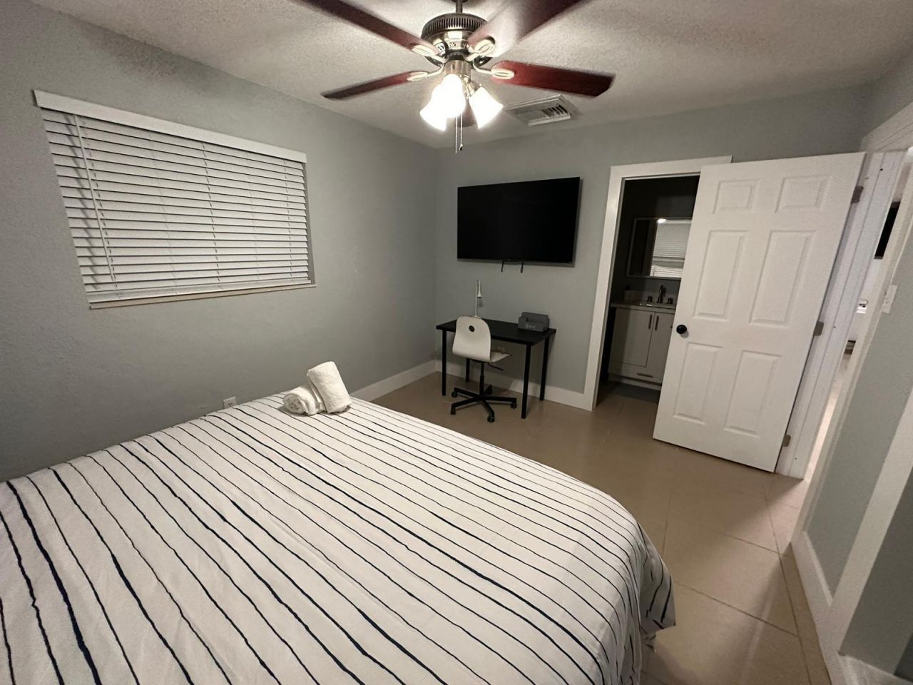 601 NW 38th Street, Deerfield Beach, FL 33064 Photo