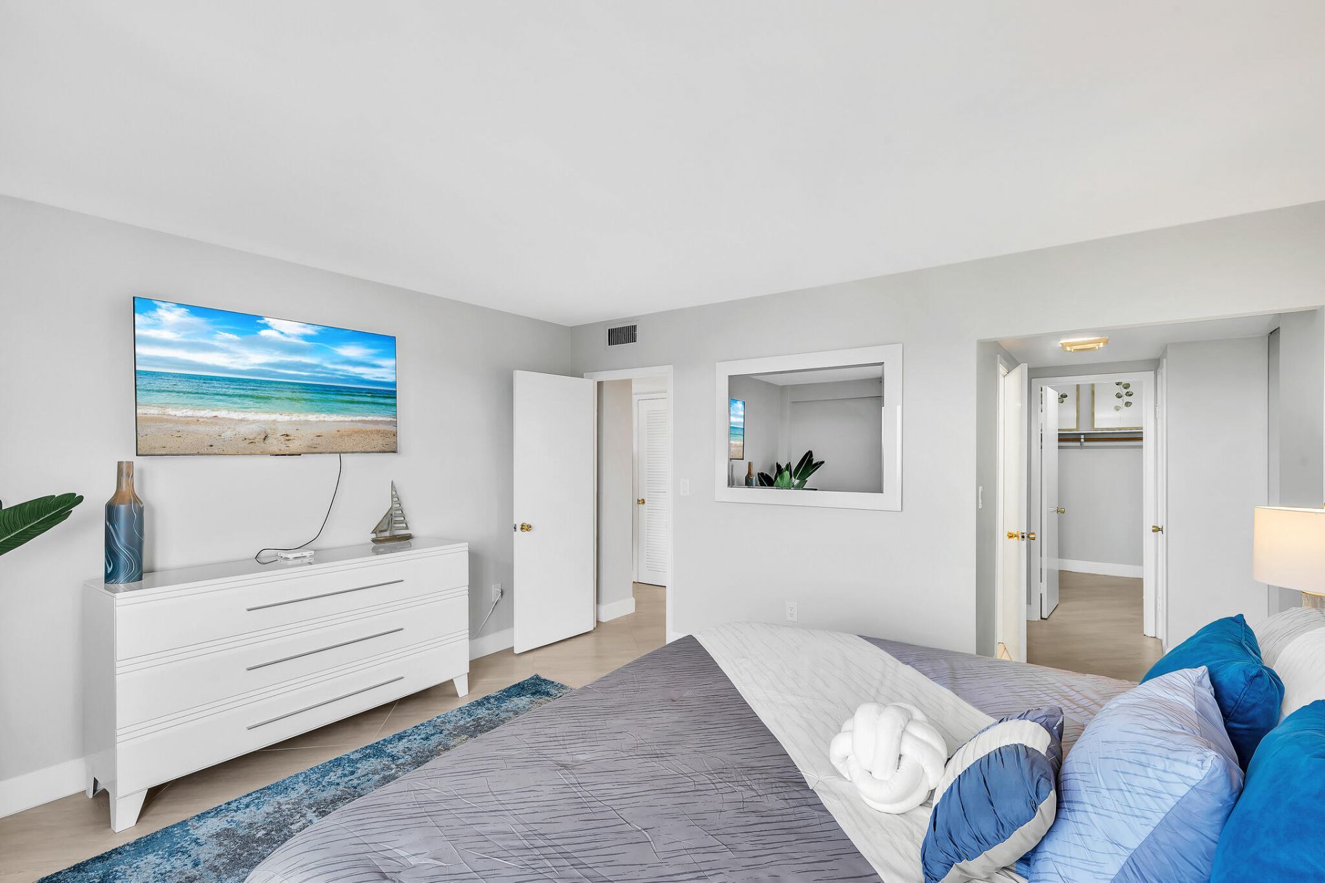 170 N Ocean Boulevard, Unit 508, Palm Beach, FL 33480 Photo