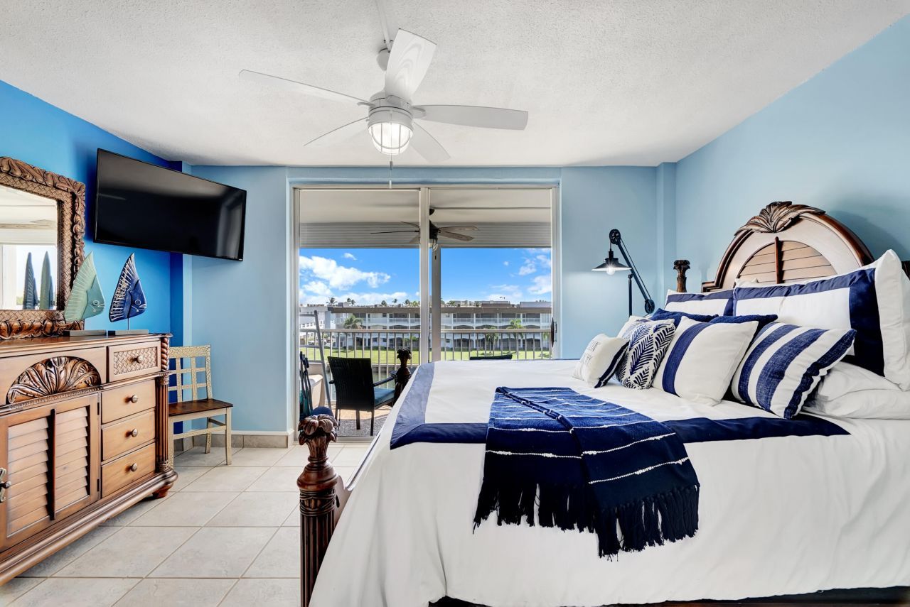 100 Paradise Harbour Boulevard, Unit 408, North Palm Beach, FL 33408 Photo