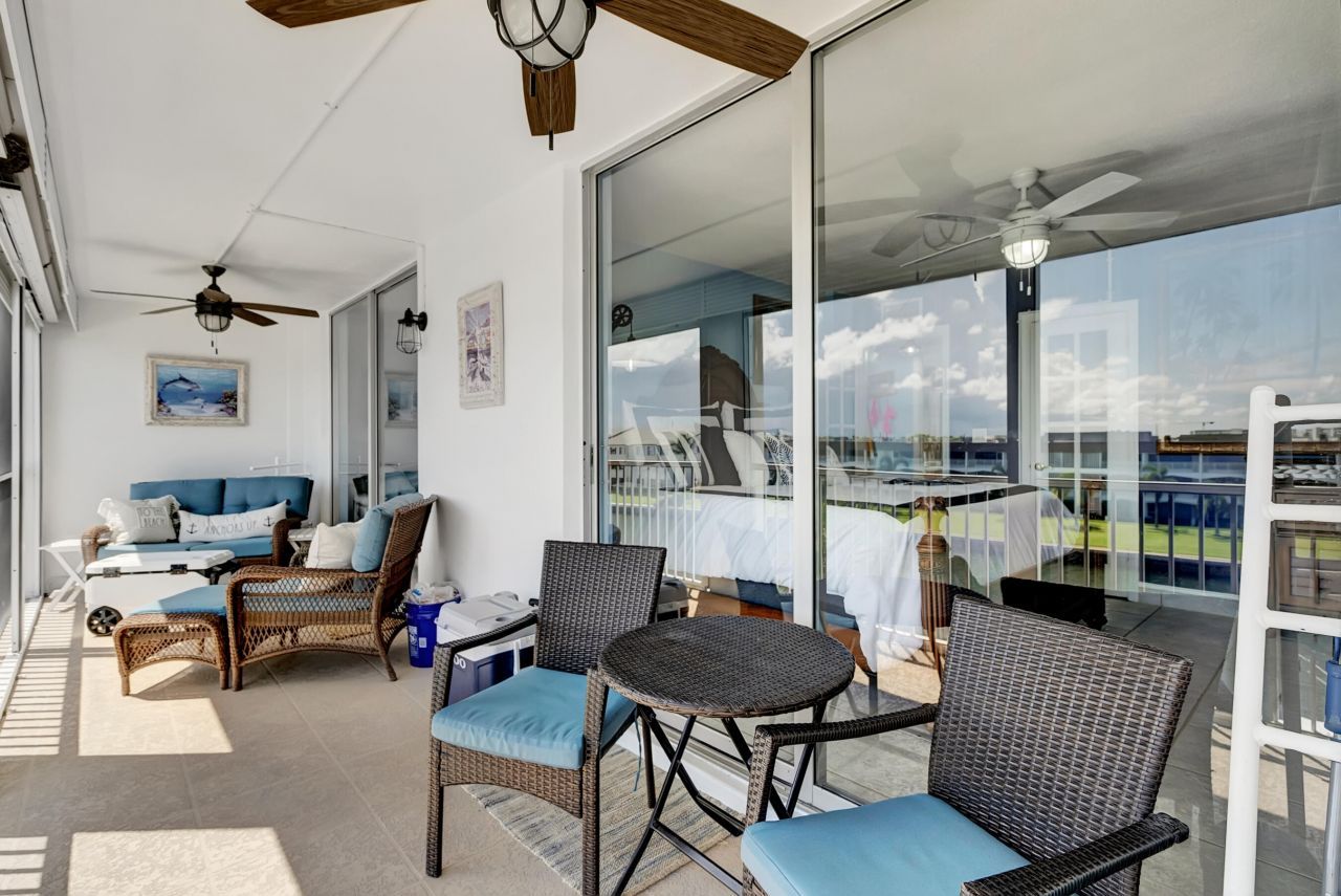 100 Paradise Harbour Boulevard, Unit 408, North Palm Beach, FL 33408 Photo