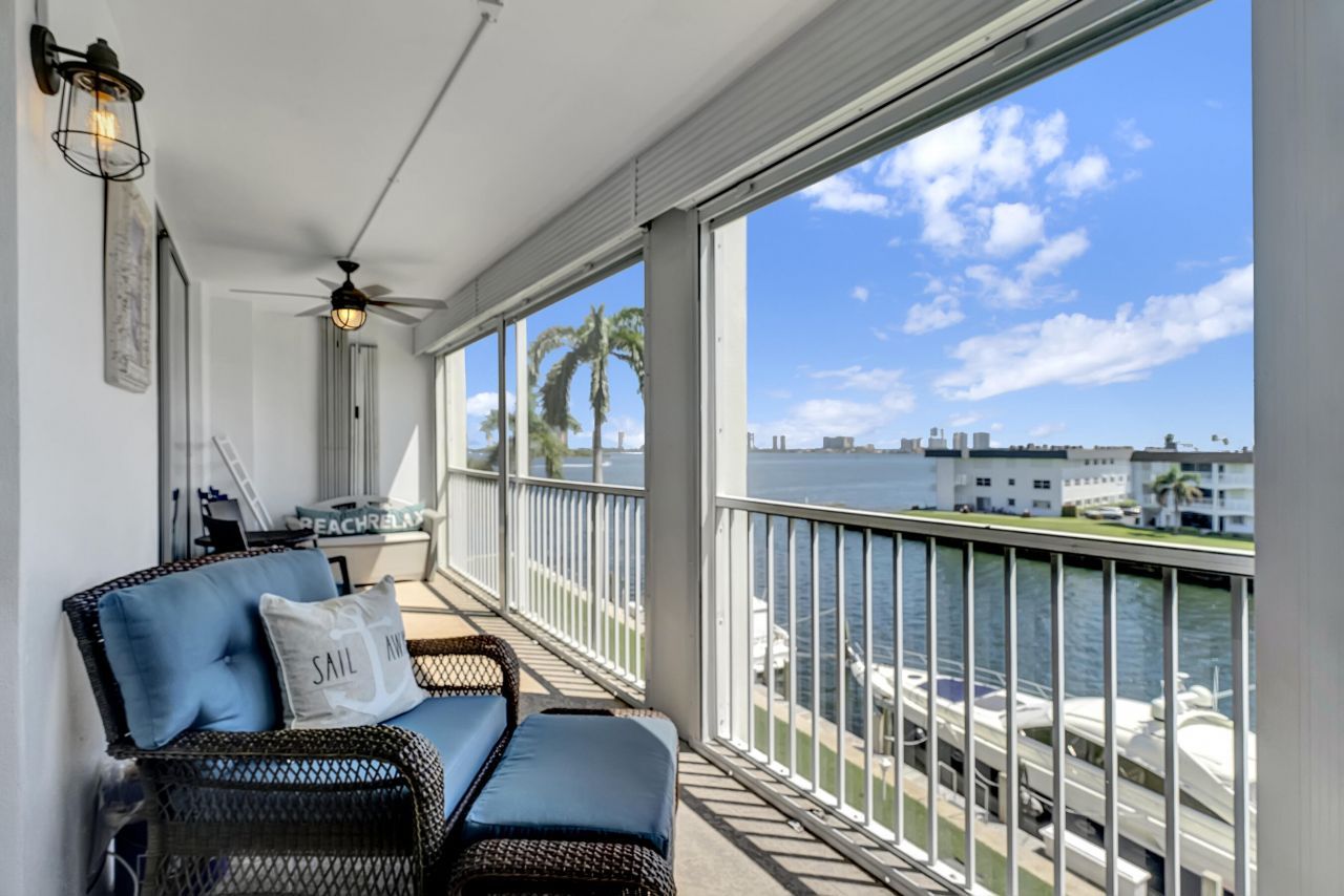 100 Paradise Harbour Boulevard, Unit 408, North Palm Beach, FL 33408 Photo