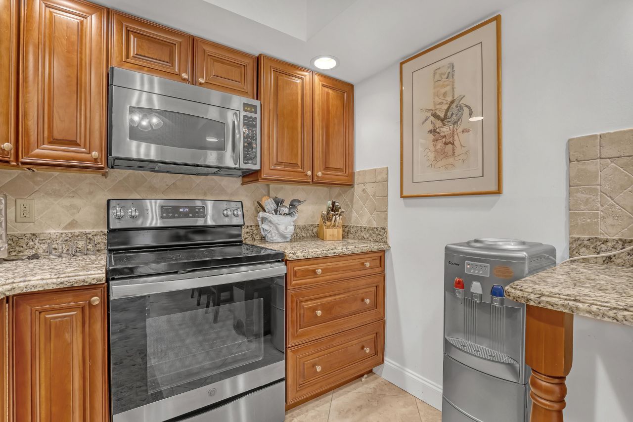 3546 S Ocean Boulevard, Unit 721, South Palm Beach, FL 33480 Photo