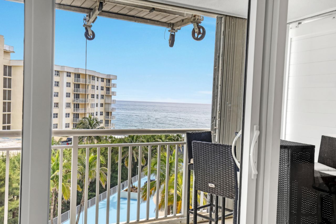 3546 S Ocean Boulevard, Unit 721, South Palm Beach, FL 33480 Photo