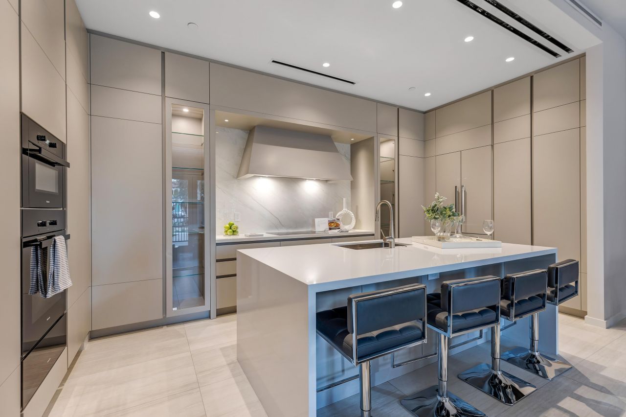 200 SE Mizner Boulevard, Unit 106, Boca Raton, FL 33432 Photo