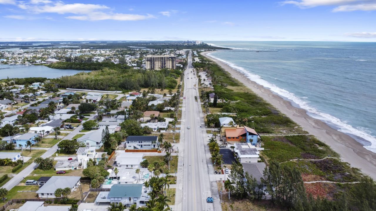 1115 S Ocean Drive, Unit 3, Fort Pierce, FL 34949 Photo