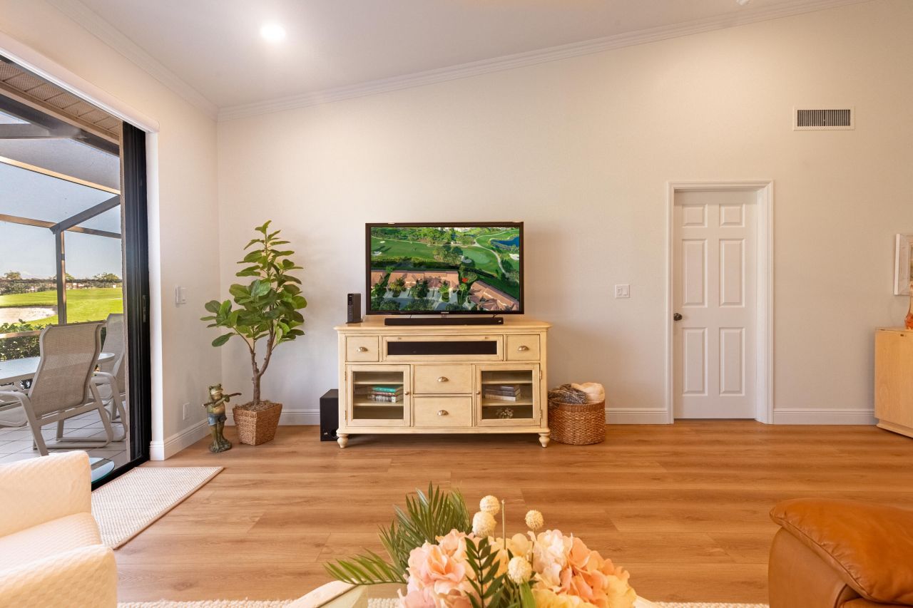 533 Prestwick Circle, Palm Beach Gardens, FL 33418 Photo