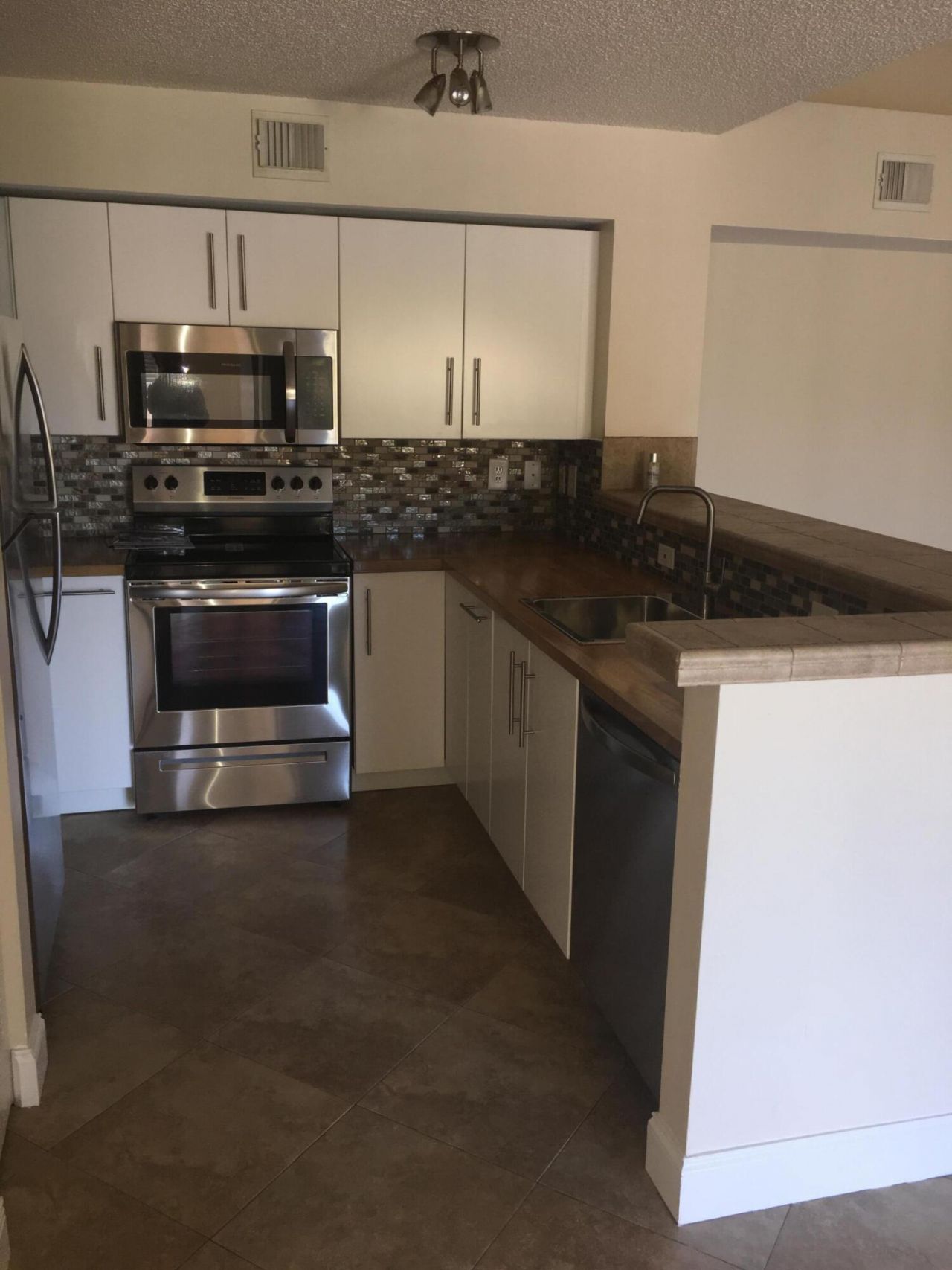 1721 Village 303 Boulevard, Unit 303, West Palm Beach, FL 33409 Photo