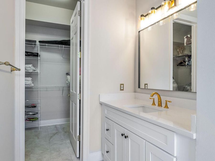 Property Image 103