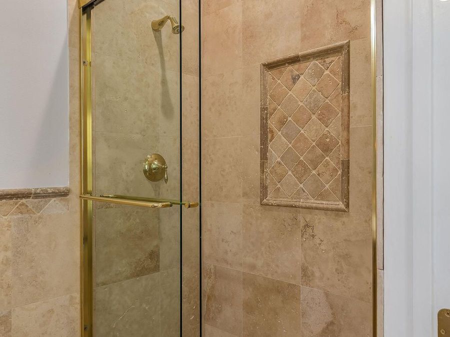 Property Image 107