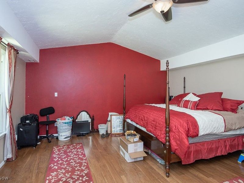 7547 N Linden Lane, Cleveland, OH 44130 Photo 29