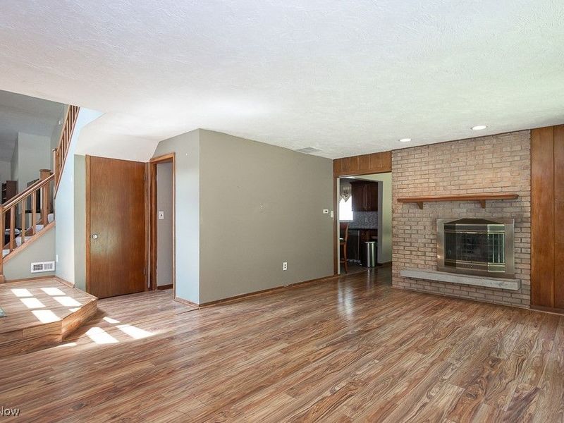 7547 N Linden Lane, Cleveland, OH 44130 Photo 9