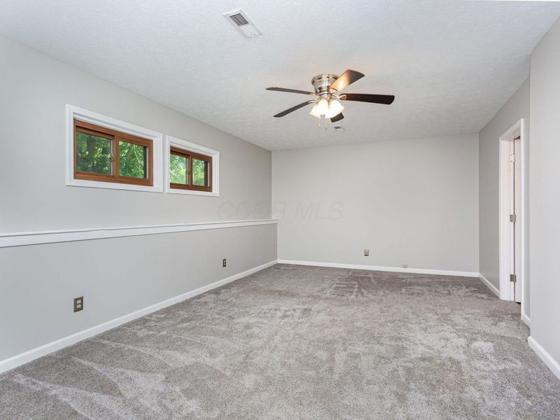 1855 E Choctaw Drive, London, OH 43140 Photo 16