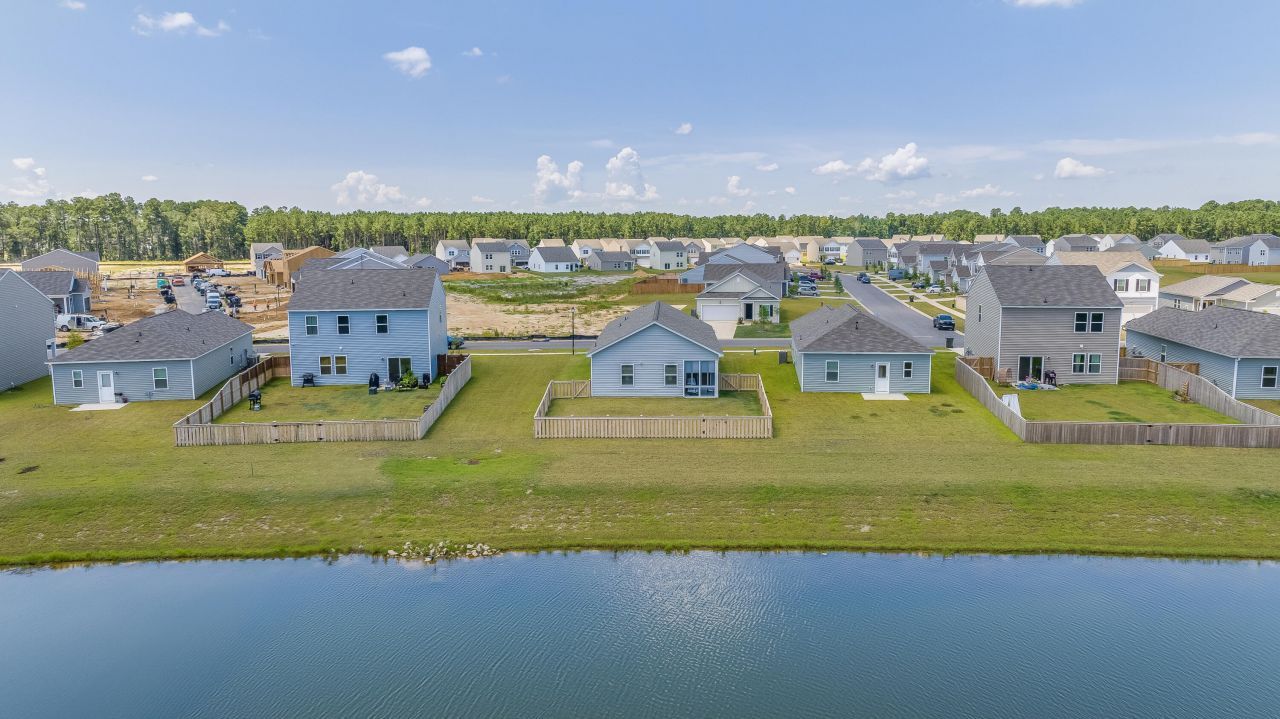 256 Phoenix Drive Photo 6