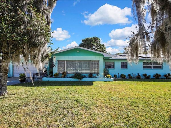 685 Afterglow Cir, Crystal River, FL 34429