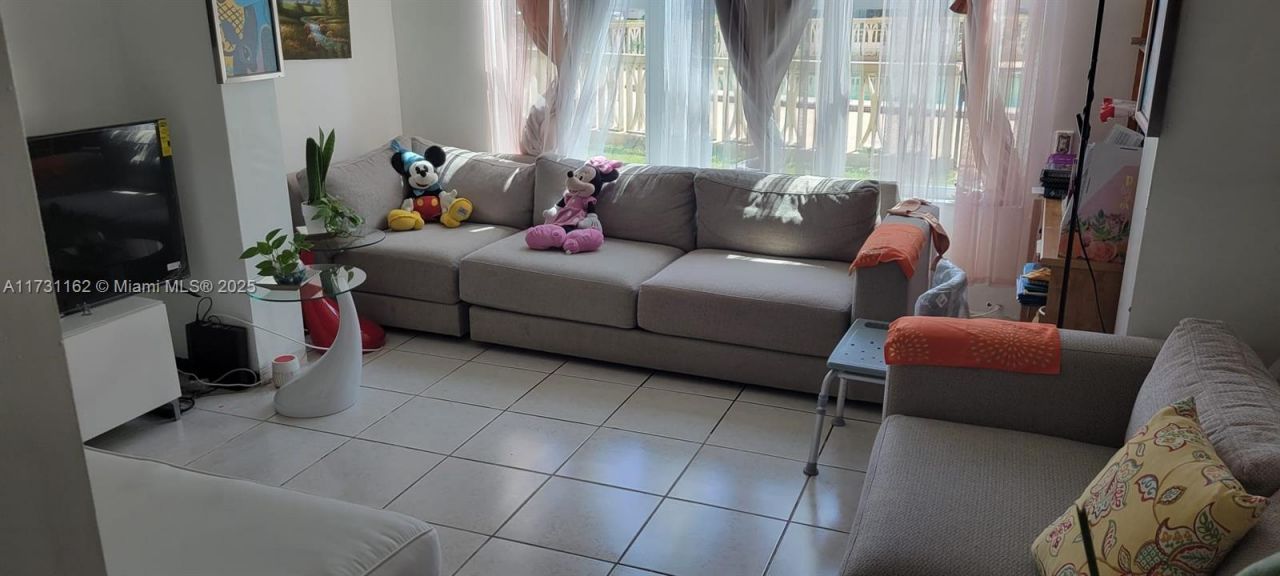 Please Call For Address, Hialeah, FL 33012 Photo