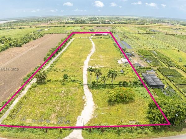 14287 SW 192nd Ave, Unincorporated Dade County, FL 33196