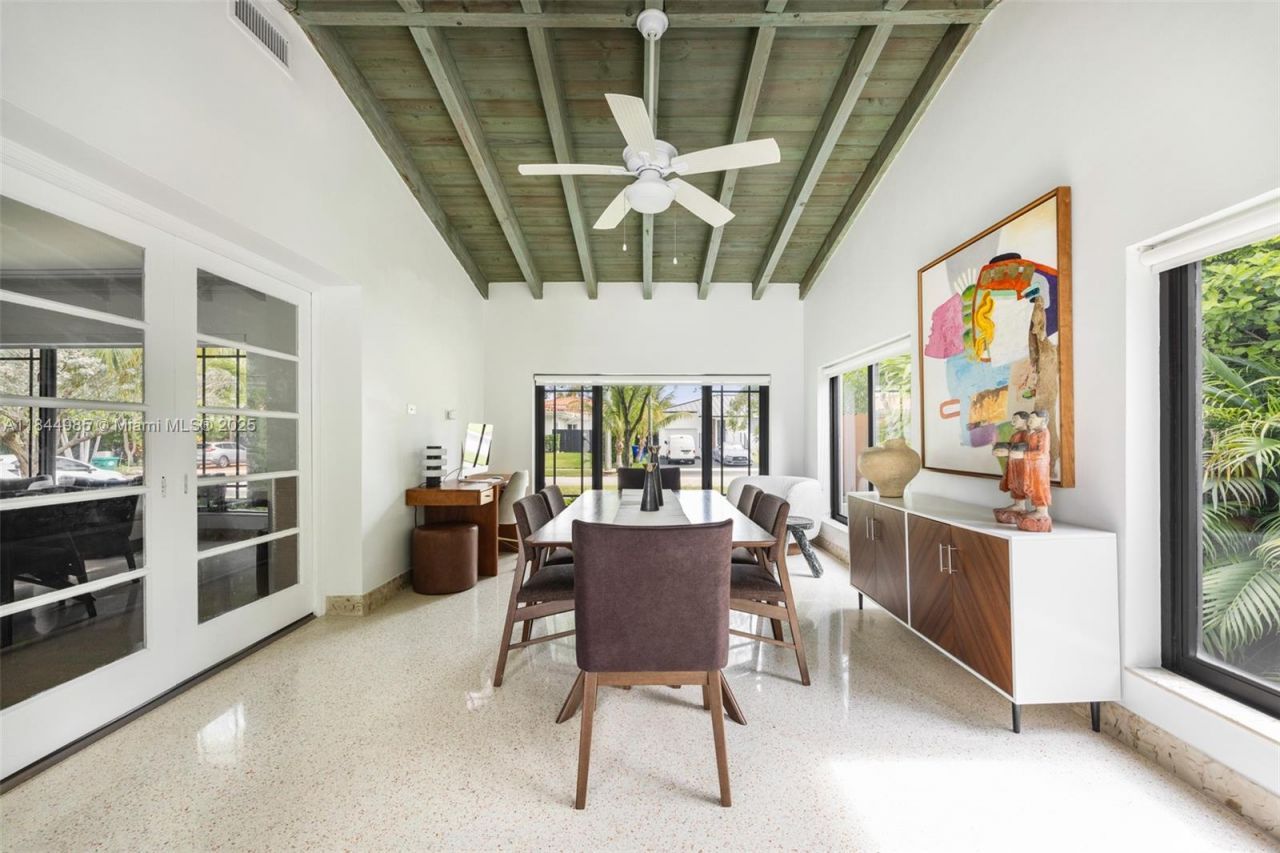 1080 NE 86th, Miami, FL 33138 Photo