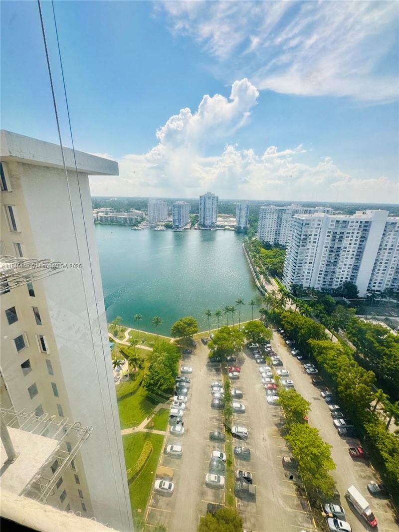 18181 NE 31st Ct, Unit PH03, Aventura, FL 33160 Photo