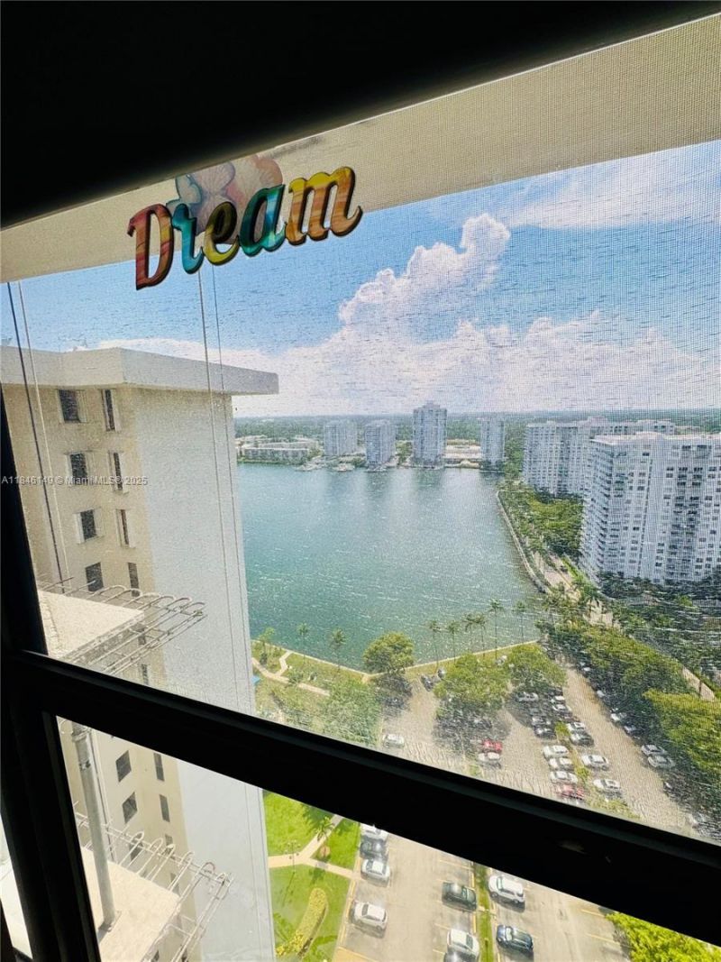 18181 NE 31st Ct, Unit PH03, Aventura, FL 33160 Photo