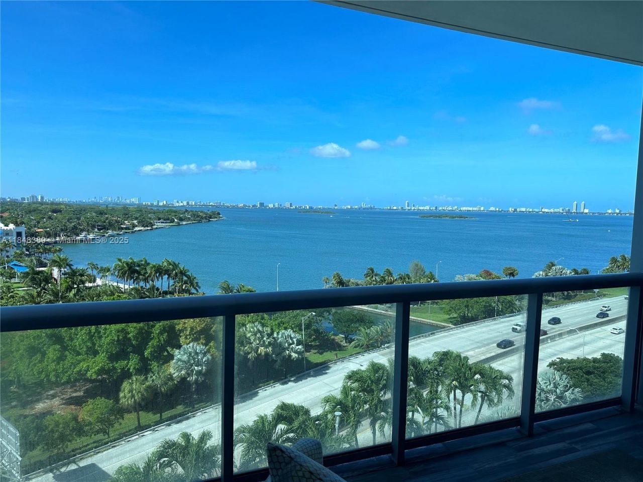 601 NE 36th St, Unit 1009, Miami, FL 33137 Photo