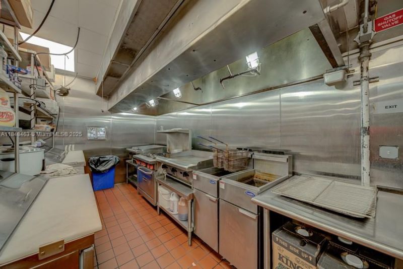 Bakery / Restaurant For Sale On Dixie Hwy, Miami, FL 33157 Photo