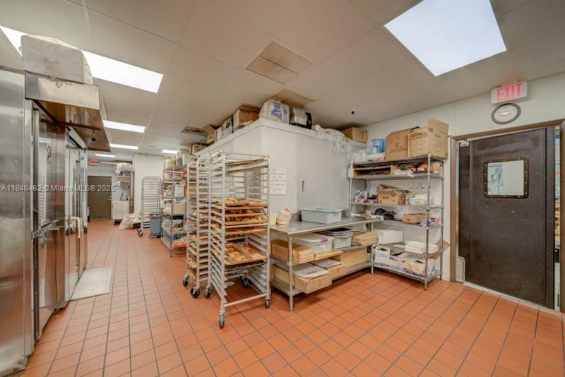 Bakery / Restaurant For Sale On Dixie Hwy, Miami, FL 33157 Photo