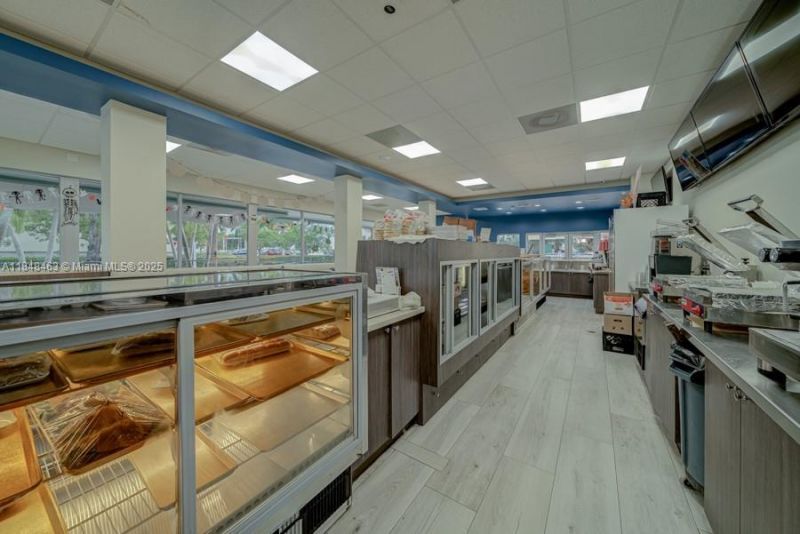 Bakery / Restaurant For Sale On Dixie Hwy, Miami, FL 33157 Photo