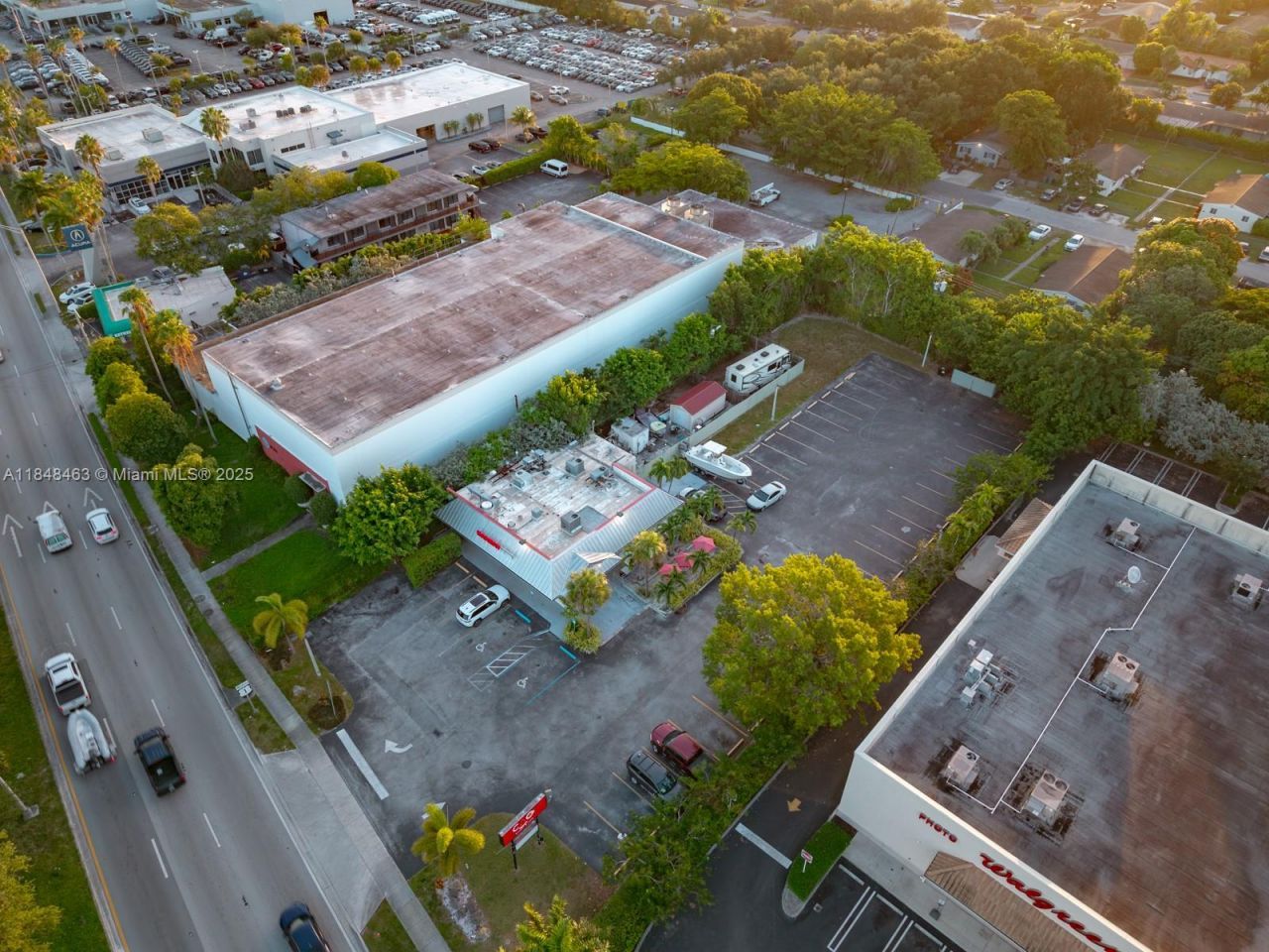 Bakery / Restaurant For Sale On Dixie Hwy, Miami, FL 33157 Photo