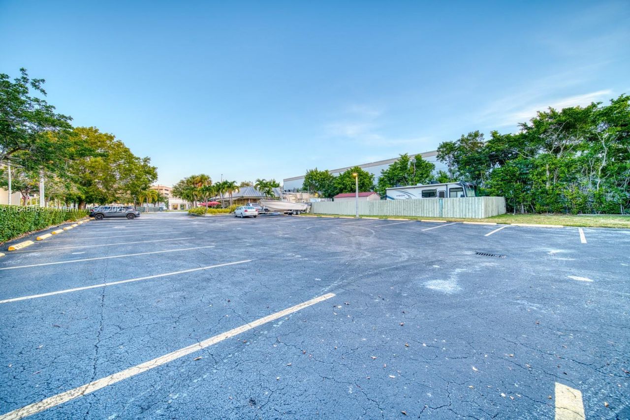 Bakery / Restaurant For Sale On Dixie Hwy, Miami, FL 33157 Photo