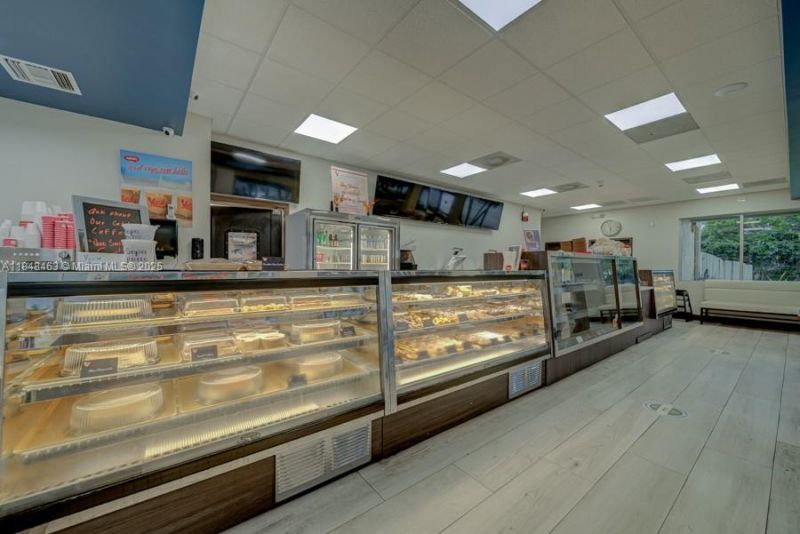 Bakery / Restaurant For Sale On Dixie Hwy, Miami, FL 33157 Photo