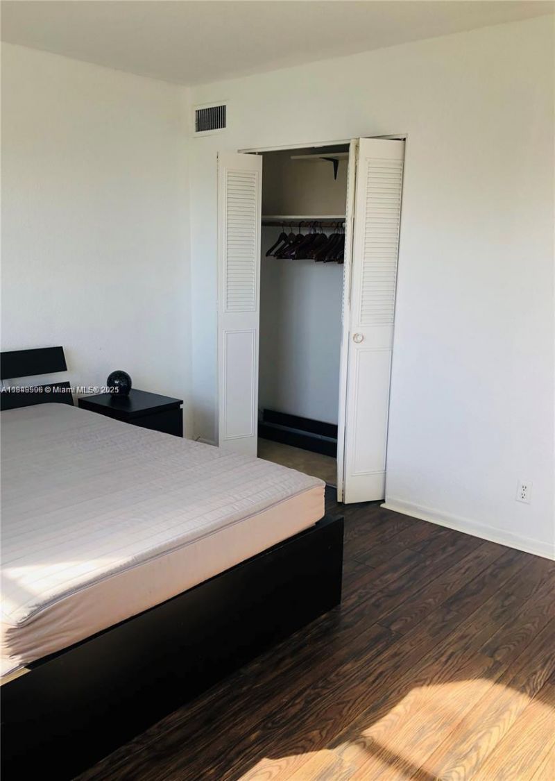 1425 Arthur St, Unit 514B, Hollywood, FL 33020 Photo