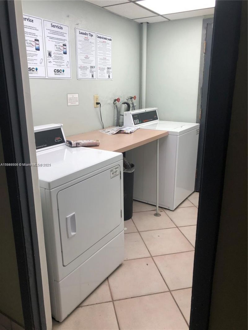 1425 Arthur St, Unit 514B, Hollywood, FL 33020 Photo