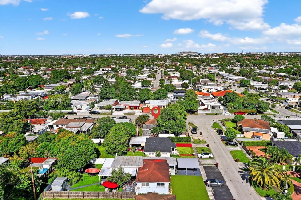 3581 W 2nd Ave, Hialeah, FL 33012 Photo