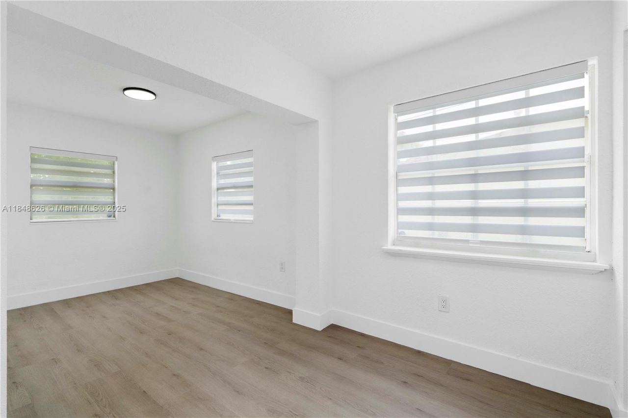 9731 NW 24th Pl, Sunrise, FL 33322 Photo