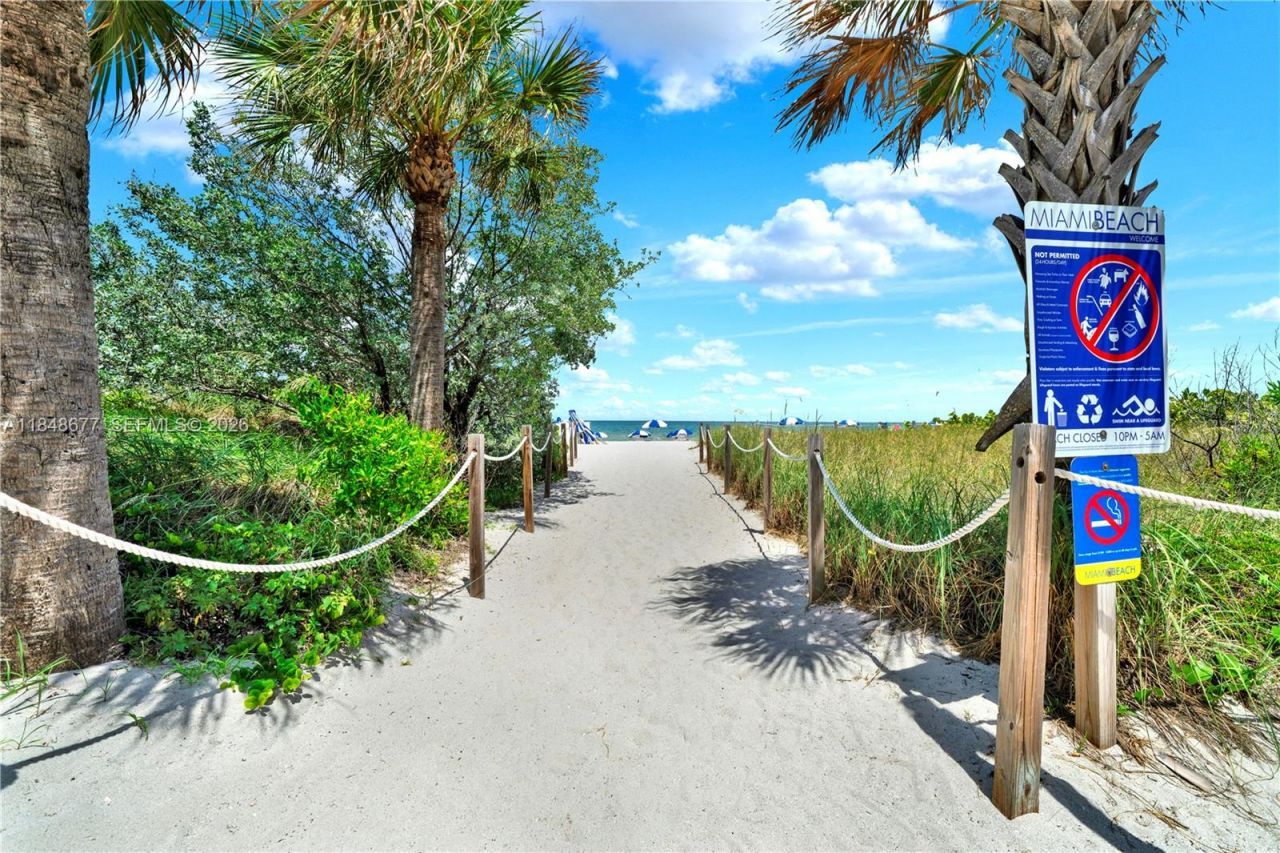 5161 Collins Ave, Unit 1110, Miami Beach, FL 33140 Photo