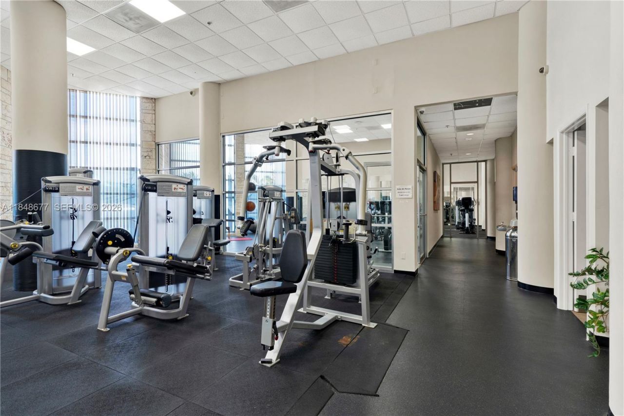 5161 Collins Ave, Unit 1110, Miami Beach, FL 33140 Photo