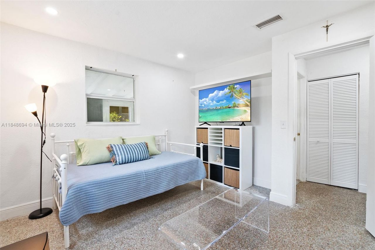 3711 SW 58th Ave, Davie, FL 33314 Photo