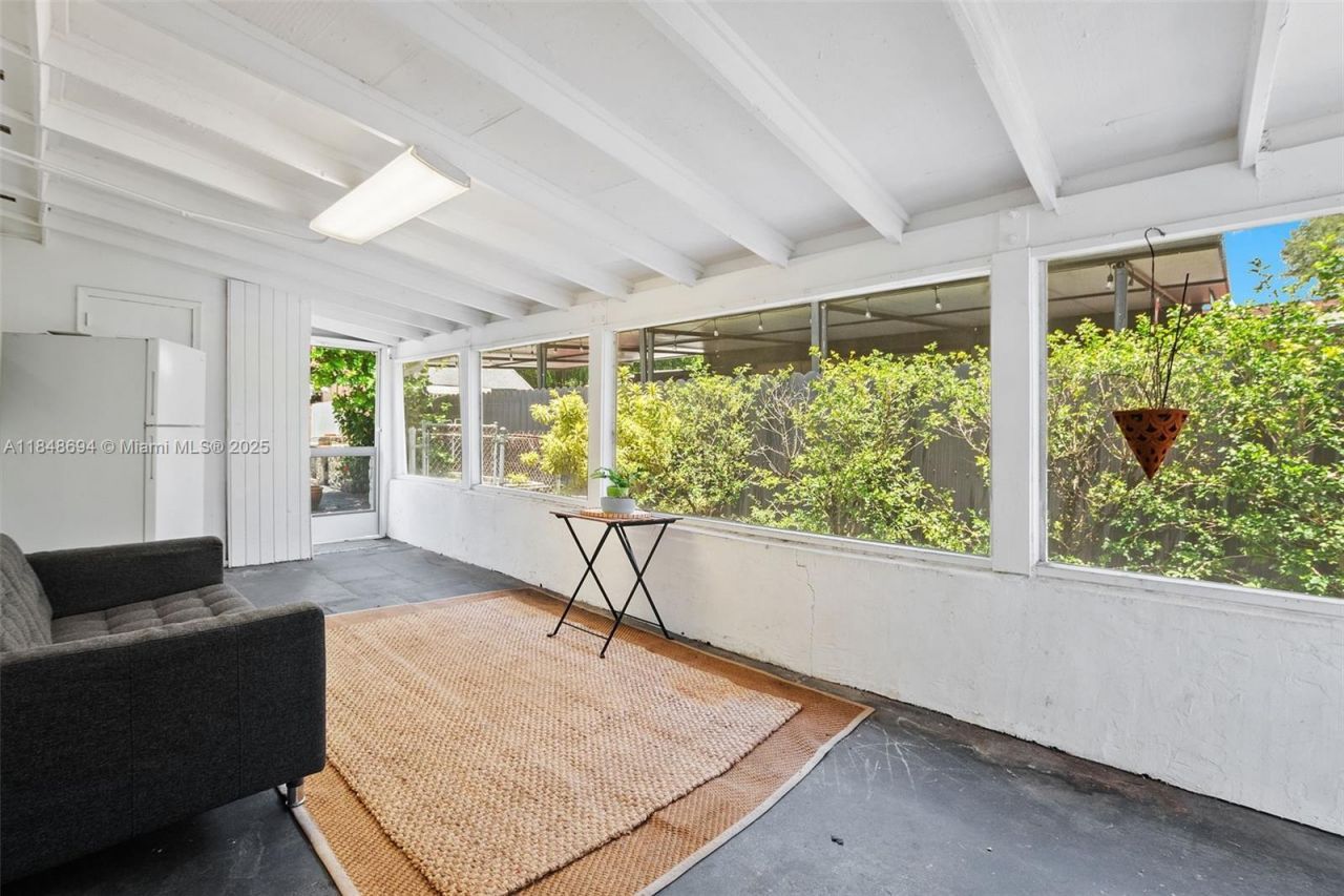 3711 SW 58th Ave, Davie, FL 33314 Photo