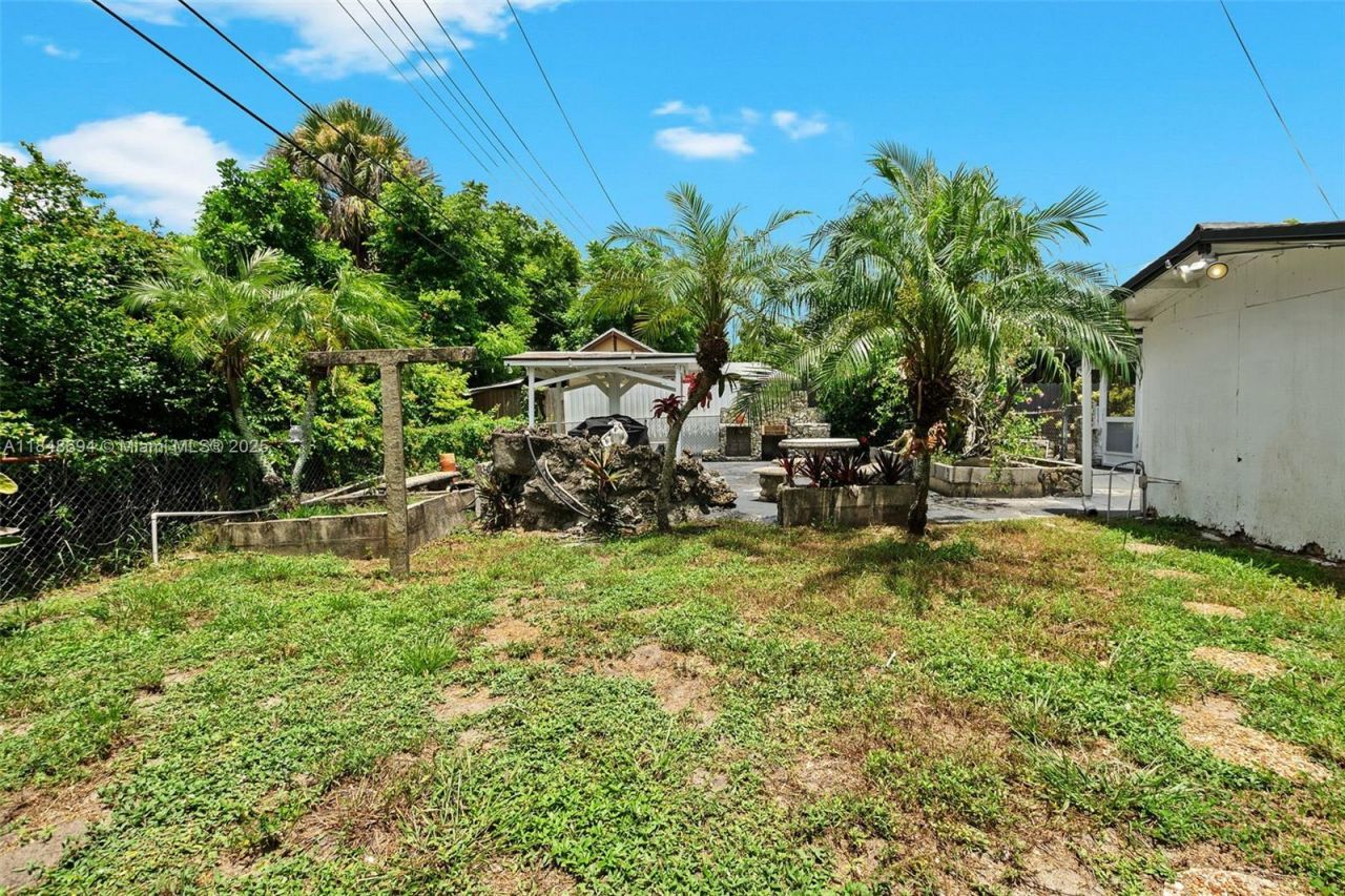 3711 SW 58th Ave, Davie, FL 33314 Photo