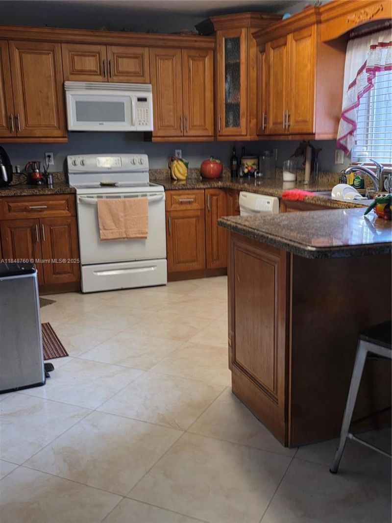 1084 SE 13th Ave, Homestead, FL 33035 Photo