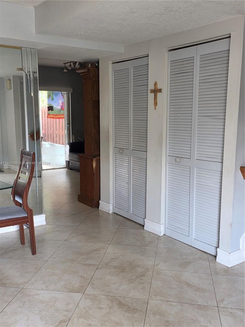 1084 SE 13th Ave, Homestead, FL 33035 Photo