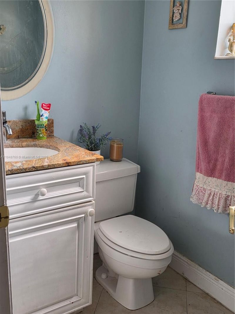 1084 SE 13th Ave, Homestead, FL 33035 Photo